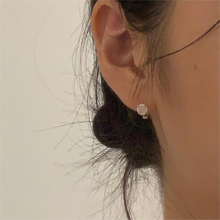 Minimalist Cat's Eye Earrings in 925 Sterling Silver with Geometric Faceted Cubic Design