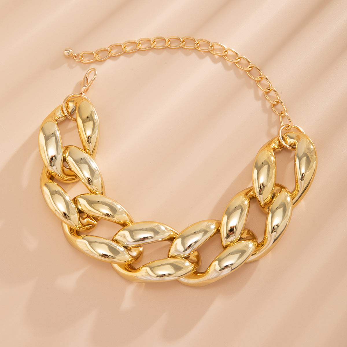 Hip-hop Punk Geometric Oval Alloy Plated Pendant Singapore Chain Necklace for Women