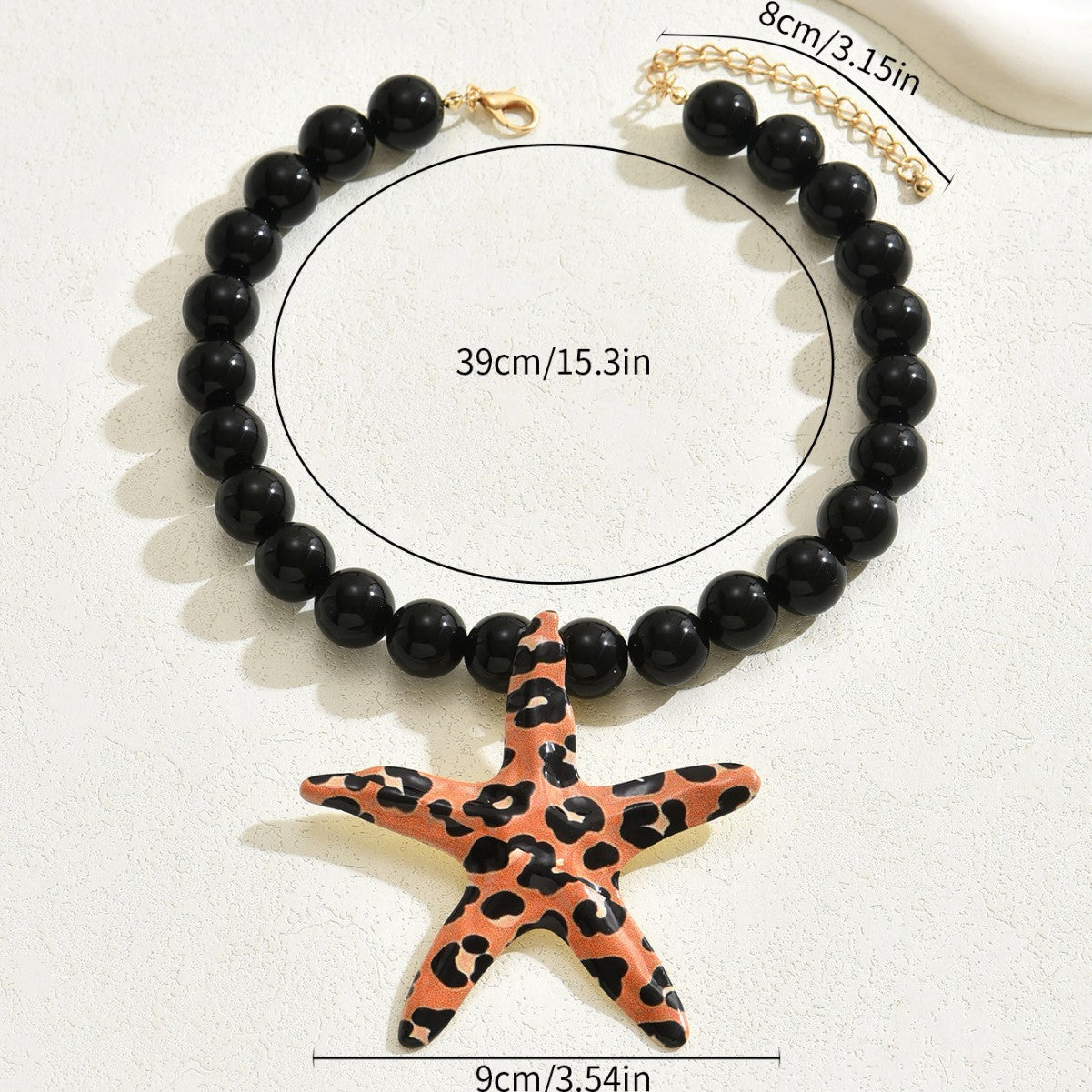 Collana da donna alla moda con perle a forma di stella e lega, con design geometrico e catena a lunghezza clavicola