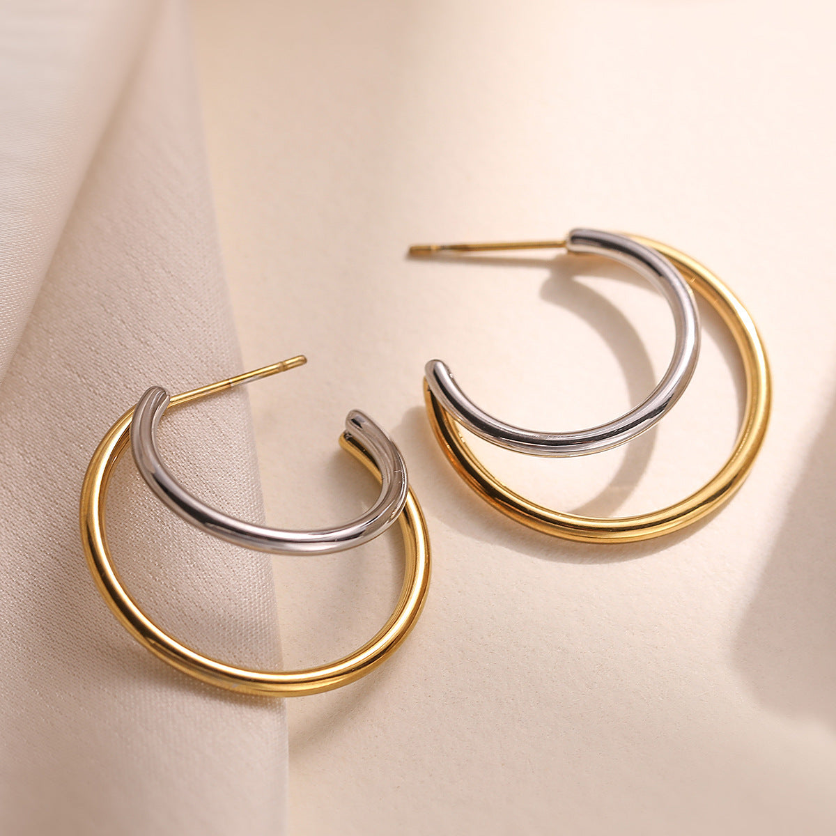 Minimalist Geometric Stainless Steel Earrings for Women with Plated Finish Irregular Design Fashionable and Versatile