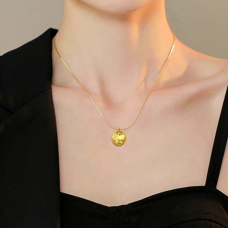 Collar con colgante Fu Xi de doble cara de acero de titanio minimalista para mujer, con diseño geométrico y acabado chapado en oro