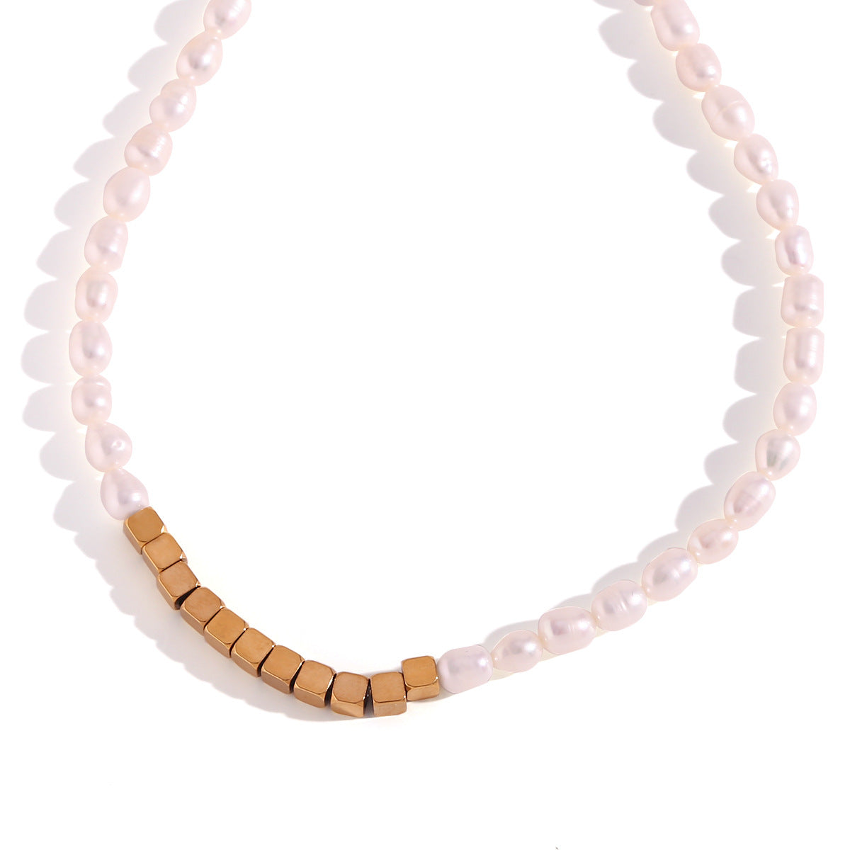 Set Bracciale e Collana in Acciaio Inossidabile Geometrico alla Moda da Donna con Accenti di Perle d'Acqua Dolce e Finitura Elettroplaccata