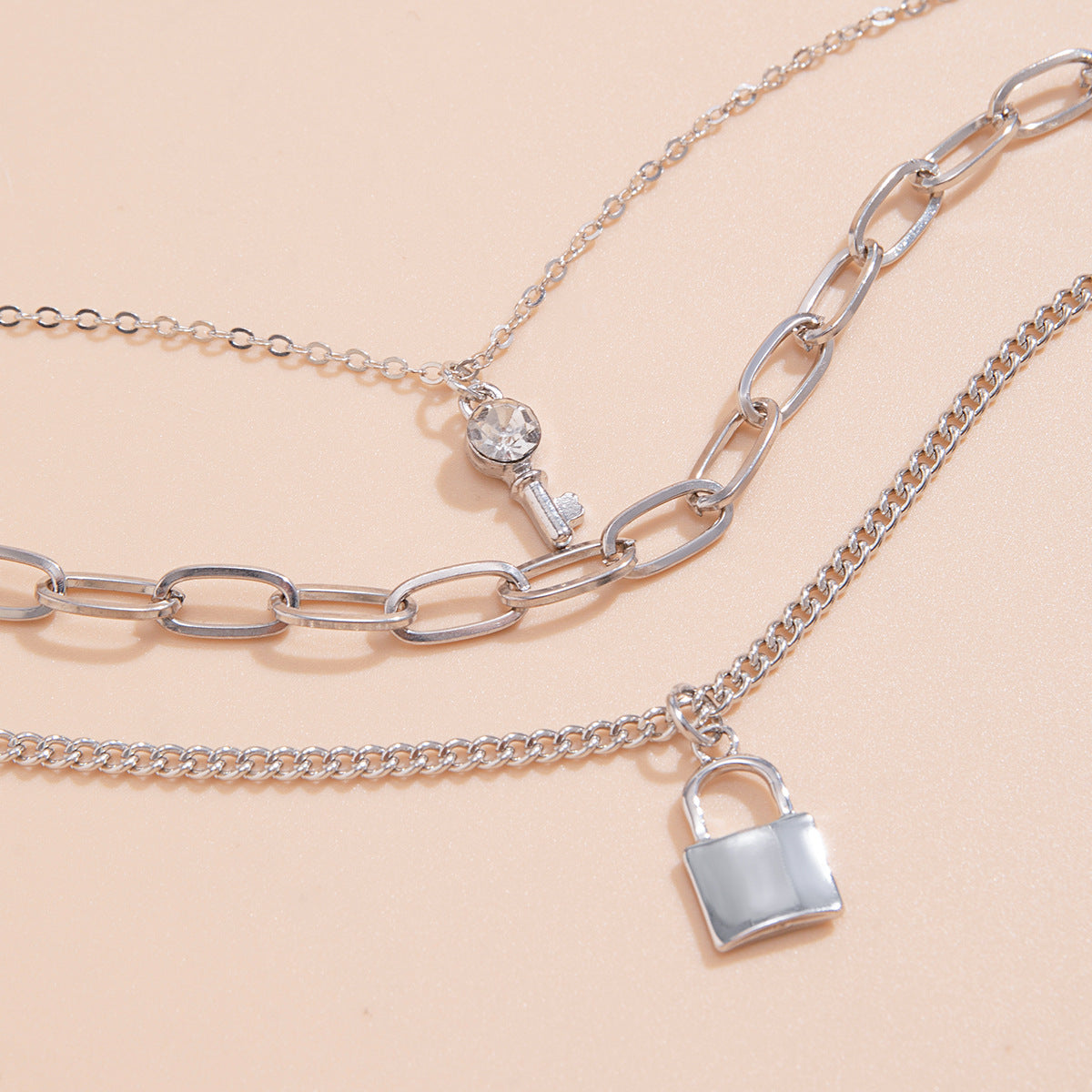 Punk Style Geometric Lock-Shaped Alloy Necklace with Rhinestone Inlay and Cross Chain for Women