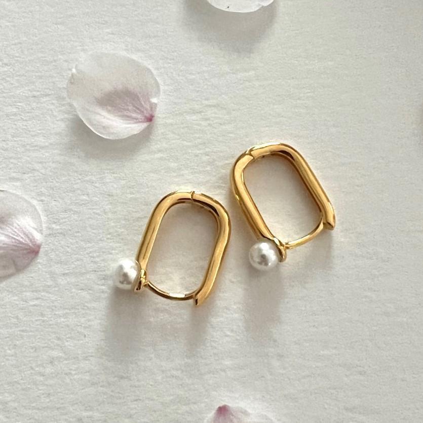 Cute Sweet Fresh Drip-Shaped Pearl Earrings in 925 Sterling Silver with Pearl Inlay