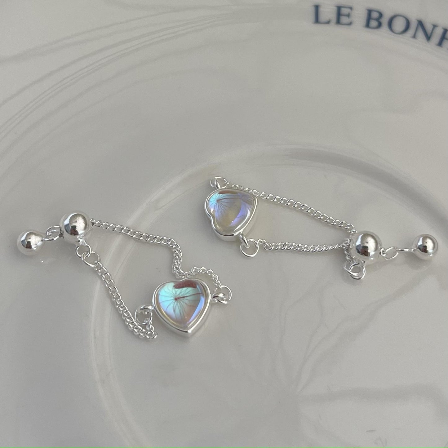 Anillo minimalista de plata de ley 925 con forma de corazón e incrustaciones de diamantes de imitación AB para mujer