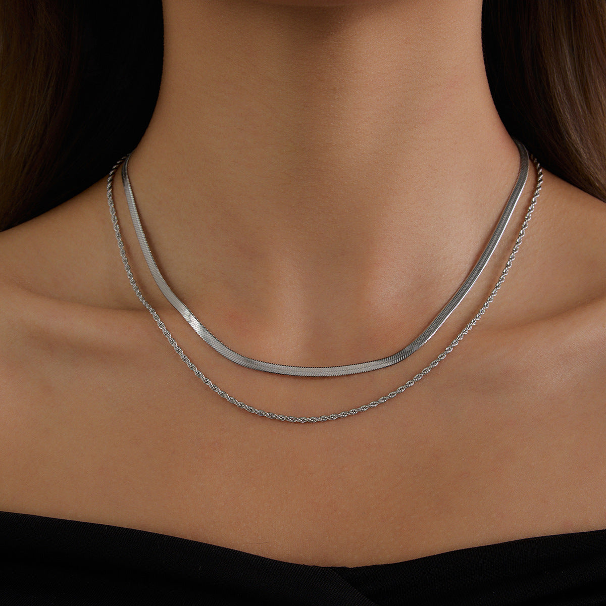 Minimalist Elegant Geometric Stainless Steel Plated Necklace with Titanium Steel Pendant for Women