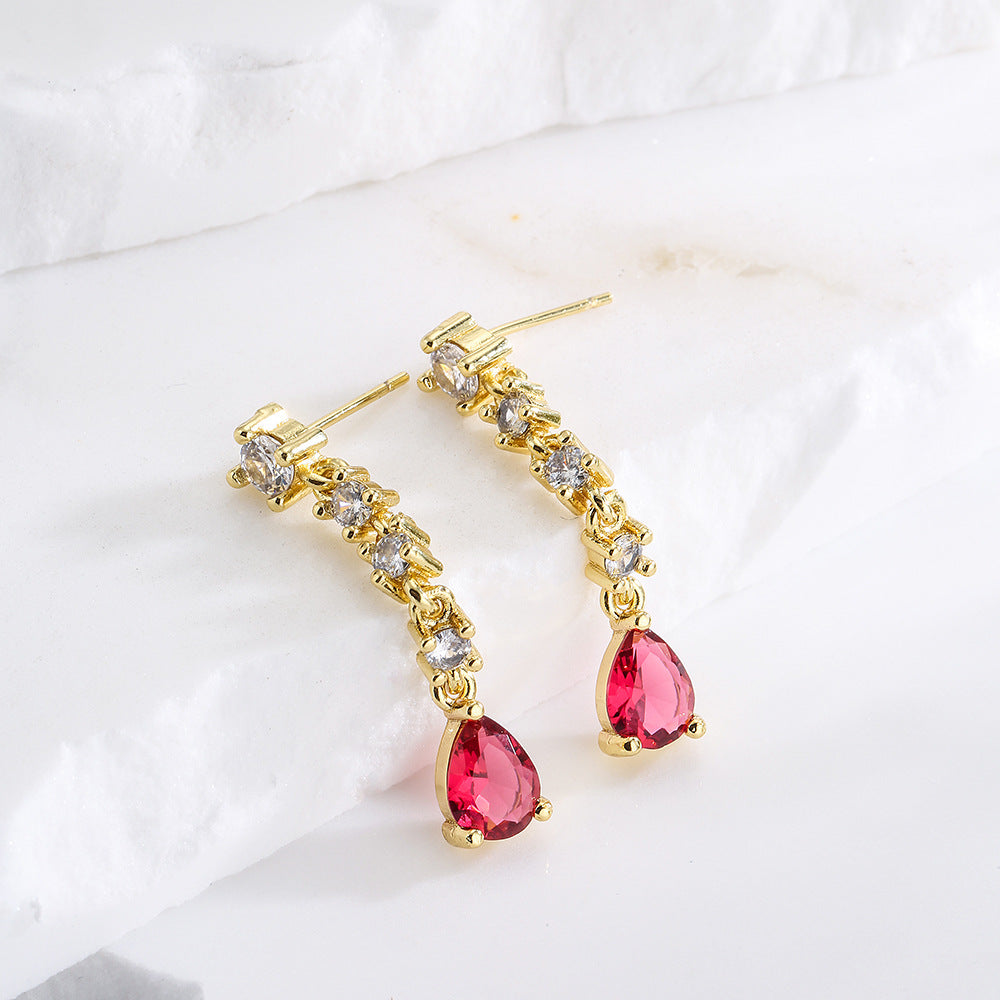 Orecchini pendenti da donna minimalisti geometrici in rame con placcatura in oro 18K e accento in zircone, design di lusso leggero