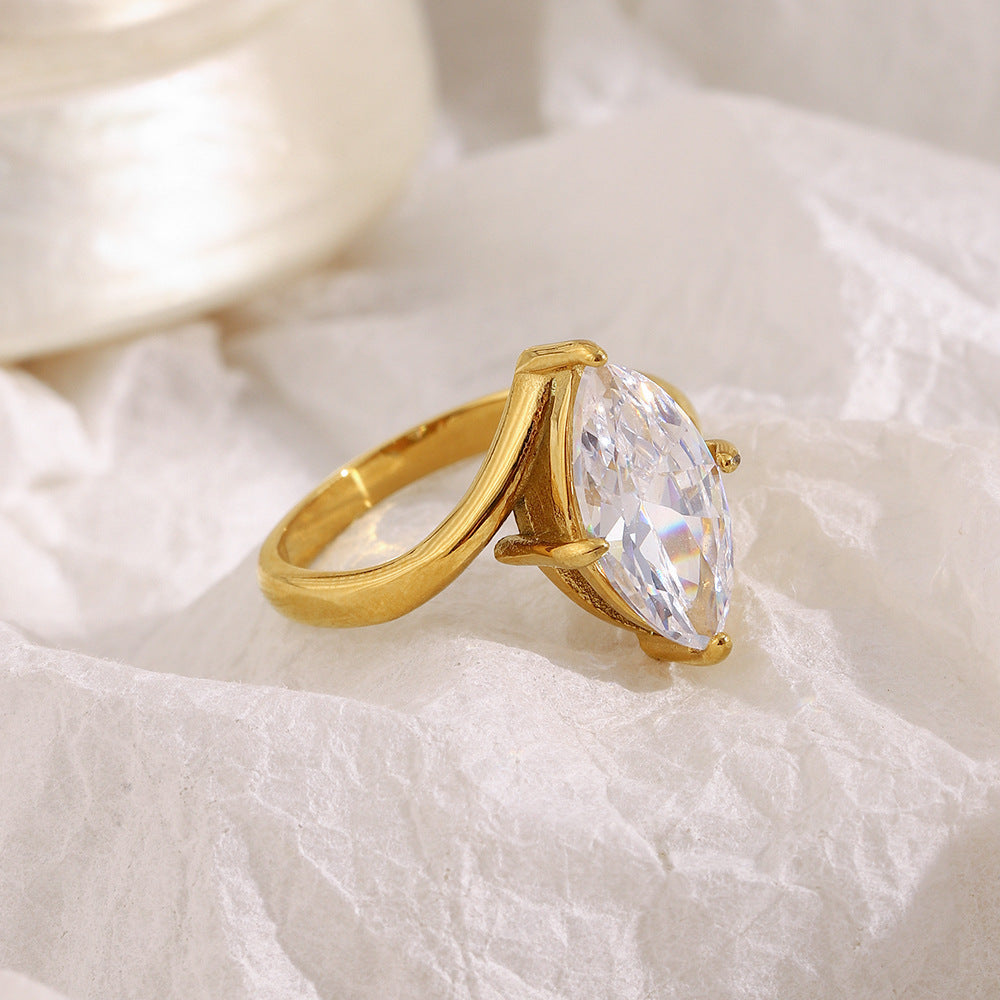 Minimalist Geometric Water-Drop-Shaped Stainless Steel Ring with 18K Gold Plating for Women