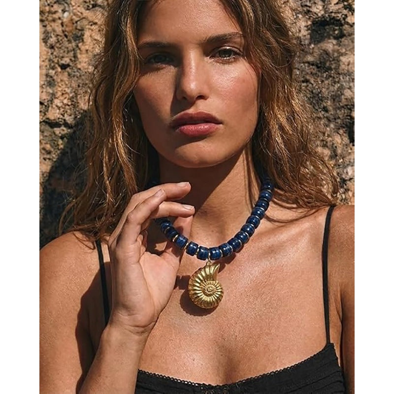 Casual Geometric Shell Pendant Resin Beaded Necklace for Women