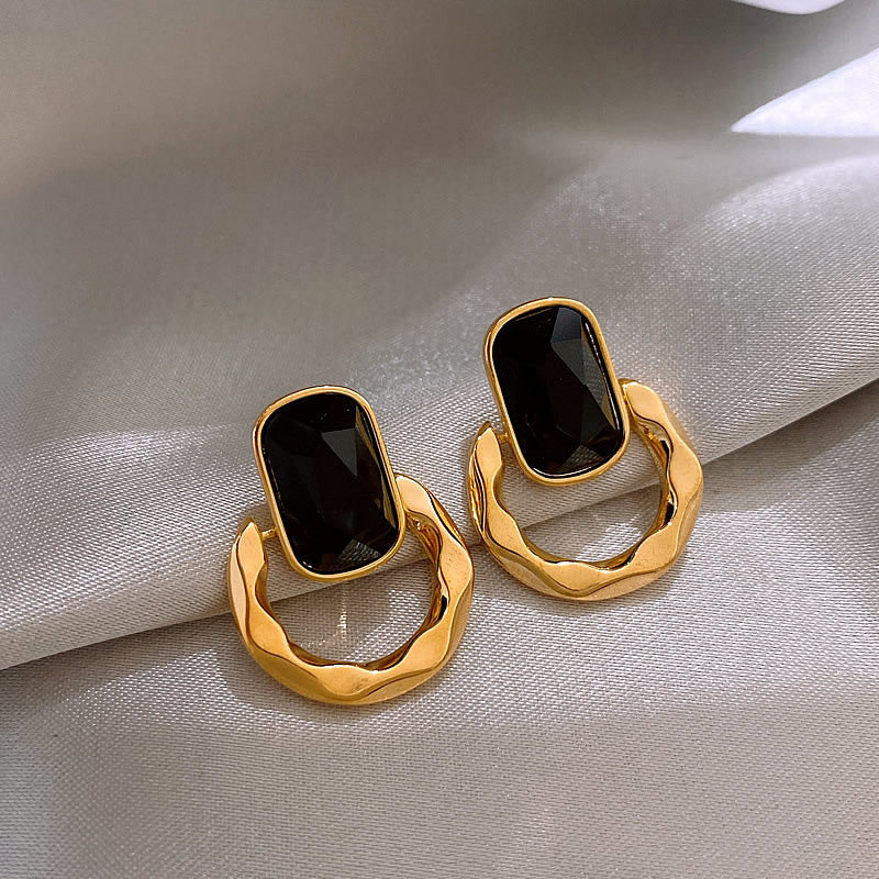 Pendientes de perlas florales vintage con incrustaciones de diamantes de imitación en acero de titanio y postes de plata 925, diseño de esmalte goteado en forma de lágrima para mujer