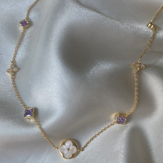 Vintage Clover and Snowflake Pendant Necklace with Zircon Inlay on Copper Base Plated in 18K Gold for Unisex Wear