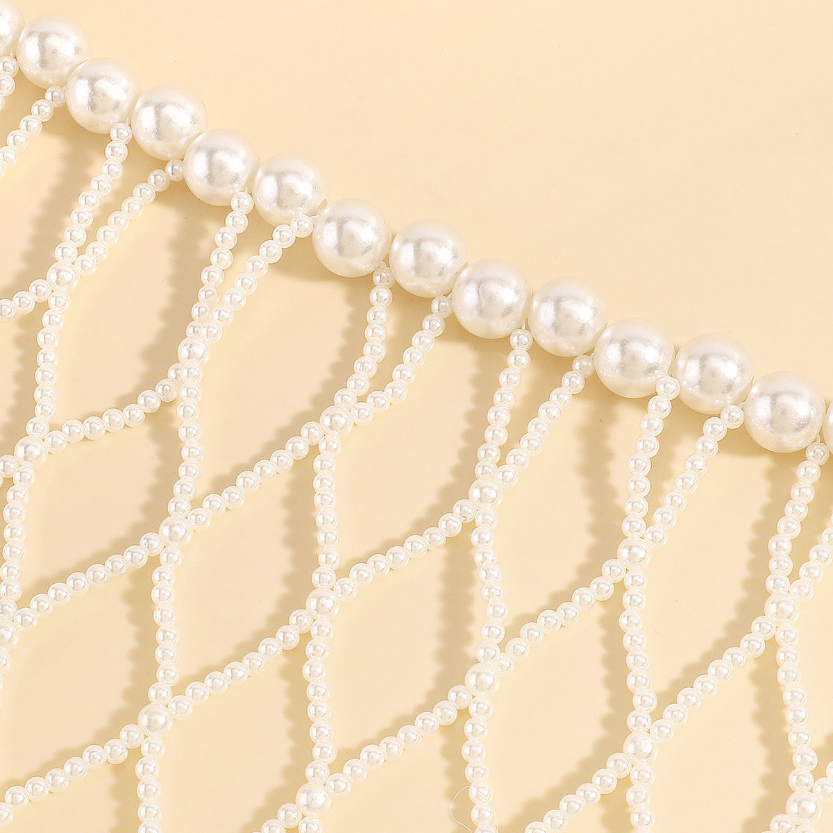 Catenina da corpo geometrica dolce e audace con perle finte, gioielli in stile lussuoso fatti a mano per donne