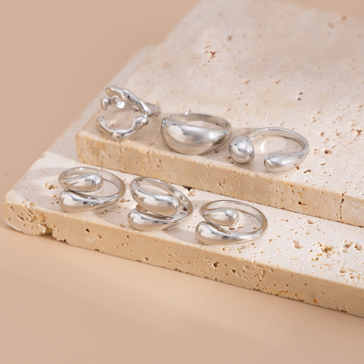 Anello da donna minimalista geometrico a goccia in lega con finitura placcata Anello da dito aperto impilabile