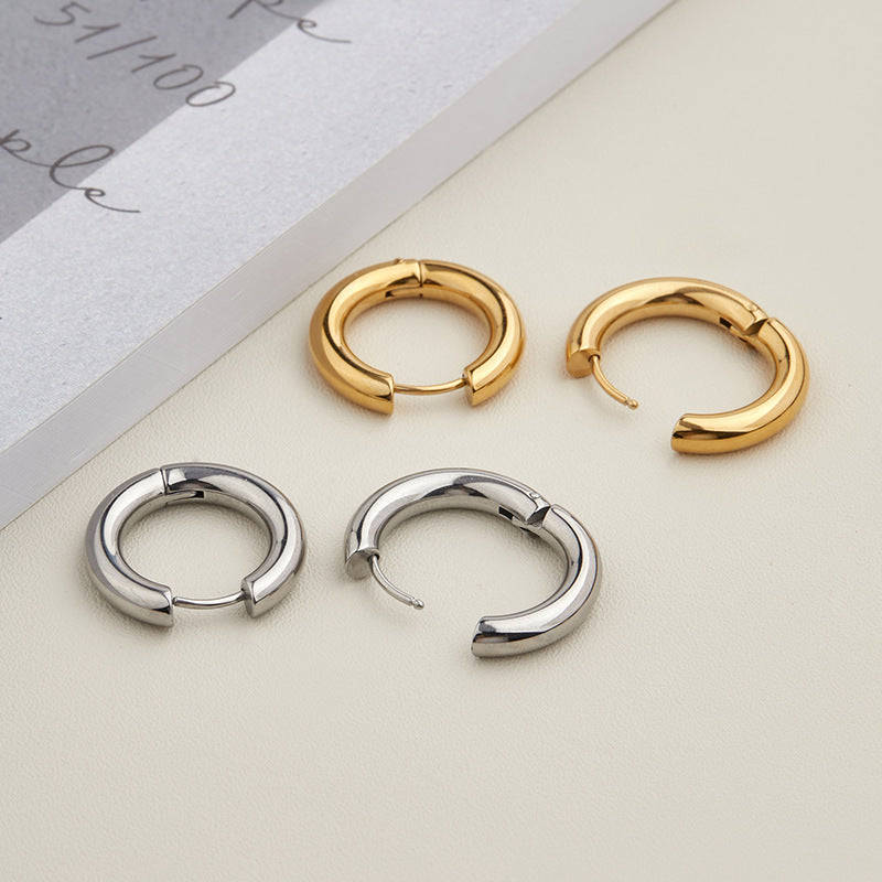 Pendientes de aro minimalistas en forma de U de acero de titanio chapado en oro de 18 quilates para hombres y mujeres