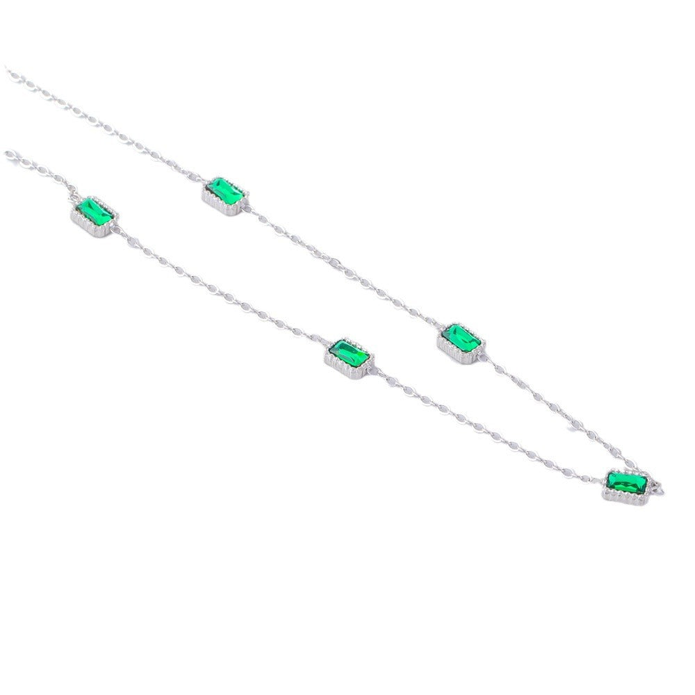 Collana Minimalista Geometrica in Acciaio Titanio da Donna con Intarsio di Strass e Finitura Placcata