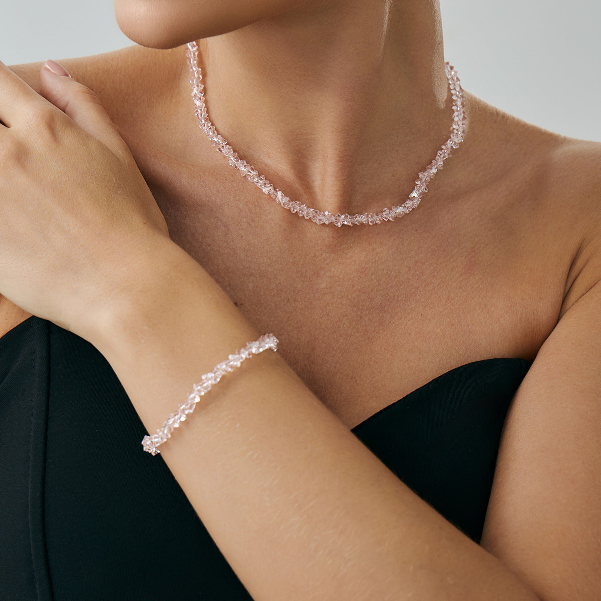 Collar Gargantilla de Cristal Geométrico Irregular Minimalista Vintage para Mujer con Acabado Artesanal
