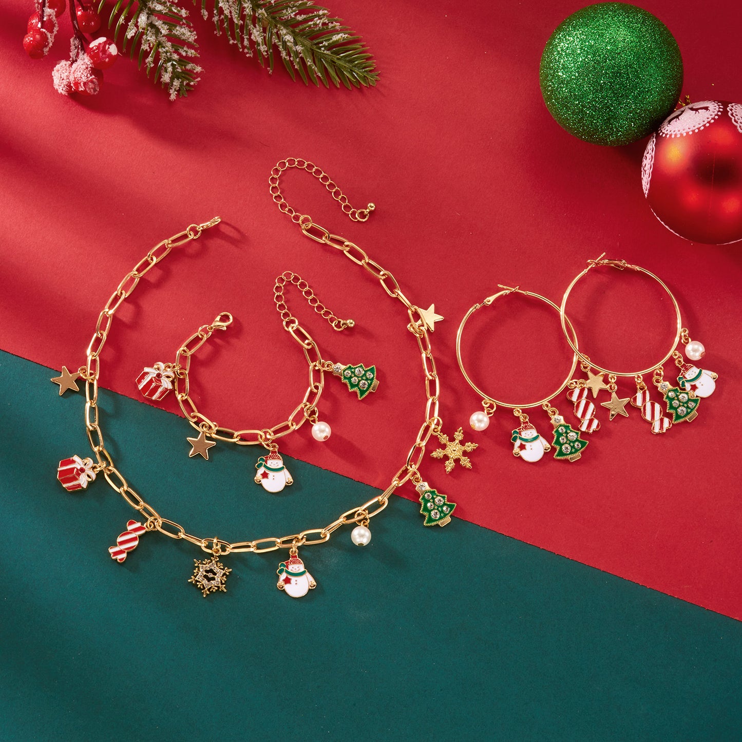 Juego de collar con colgante de Papá Noel, copo de nieve y hombre de jengibre con temática navideña, con cadena chapada en aleación, para uso festivo unisex