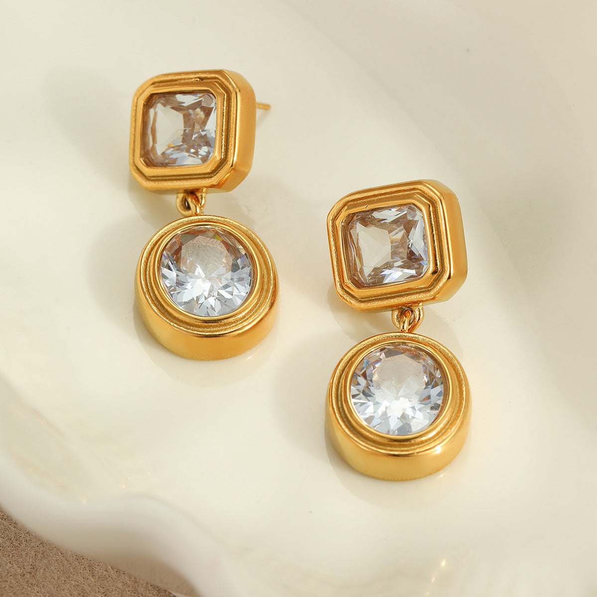 Orecchini geometrici quadrati con zircone verde vintage in acciaio inossidabile con finitura galvanica da donna