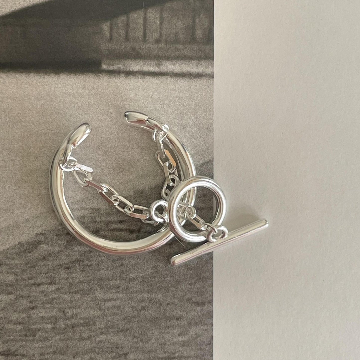 Anillo minimalista de plata de ley 925 con forma de corazón abierto para mujer con diseño dulce y fresco