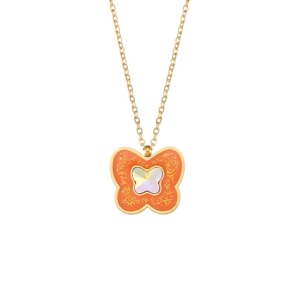 Collar con colgante minimalista de corazón de acero de titanio con chapado en oro de 18K y acabado esmaltado para mujer