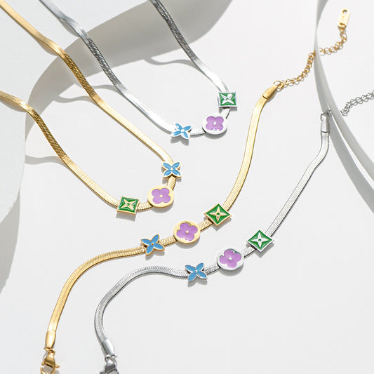 Minimalist Geometric Titanium Steel Necklace with Enamel Finish for Women, Delicate Slice Chain Collar Necklace with Contrasting Color Floral Accent