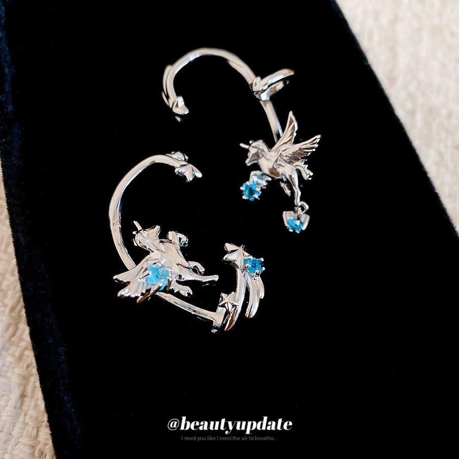 Cute Zodiac Horse Ear Cuff for Women Lightweight Luxury-Style Non-Piercing Ear Bone Clip with Zircon Inlay in Copper