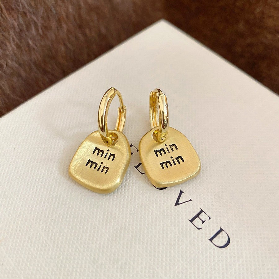 Orecchini a perno geometrici minimalisti in metallo con finitura placcata da donna, gioielli per l'orecchio lussuosi, alla moda e versatili per tutti i giorni