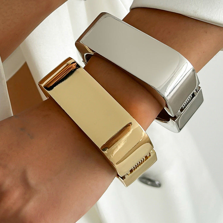 Irregular Geometric Zinc Alloy Plated Wide Cuff Bracelet Set
