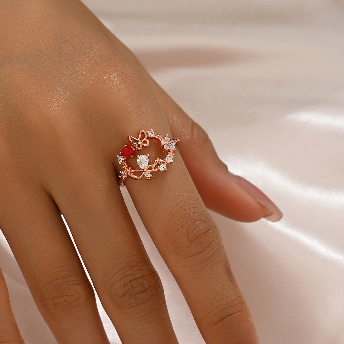 Anillo abierto para mujer minimalista, fresco y dulce con forma de lazo e incrustaciones de circonita en cobre