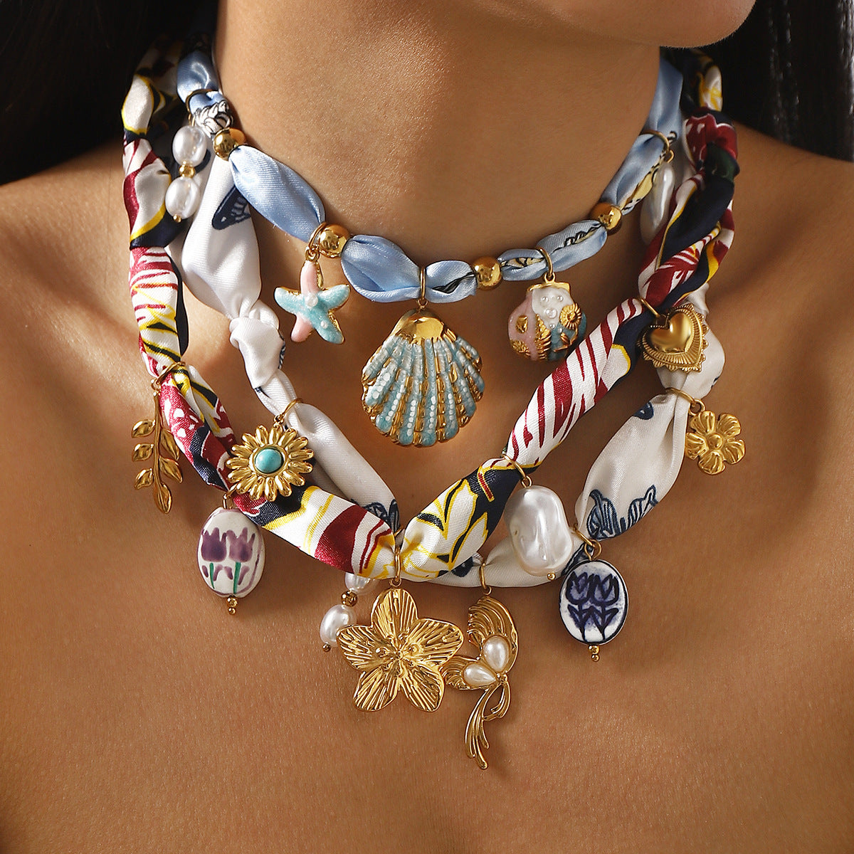 Collar colgante de cerámica floral artística con cinta de satén y cadena de acero inoxidable para mujer