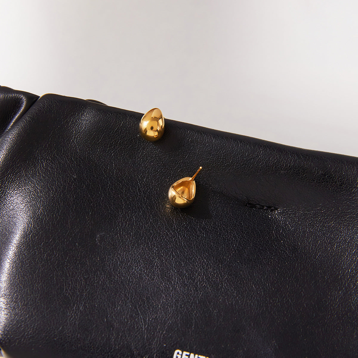 Pendientes de tuerca con forma de gota de agua geométrica de moda, chapados en oro de 18 quilates, de acero inoxidable, joyería hipoalergénica para mujer