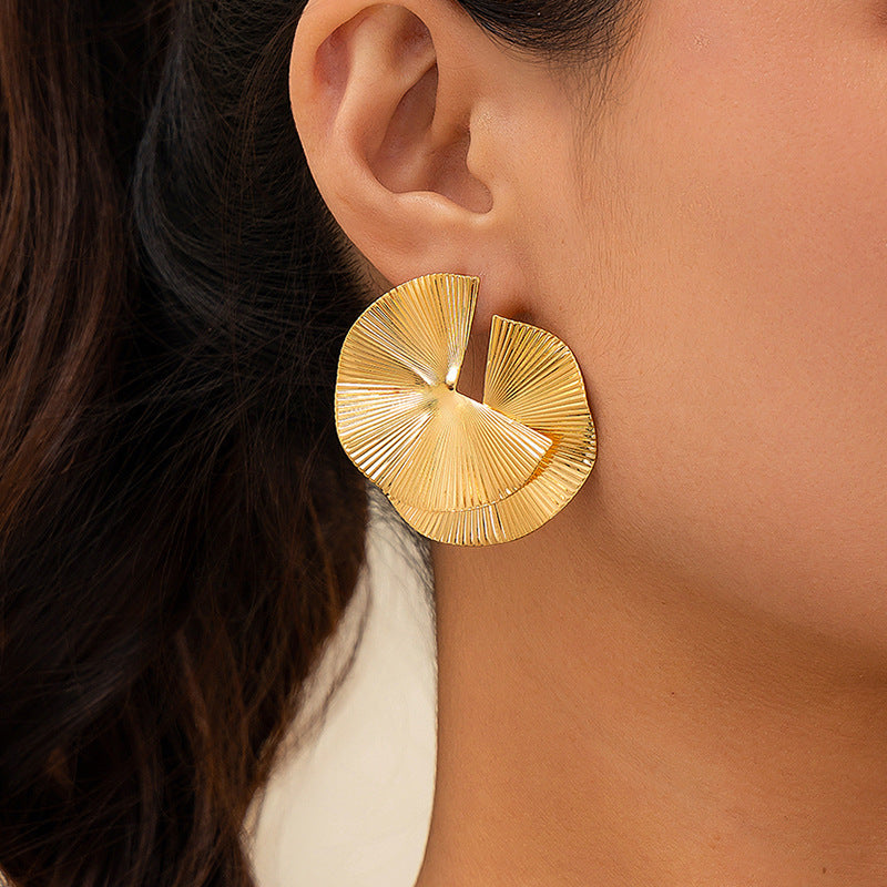 Sweet Minimalist Geometric Heart Plated Stainless Steel Earrings for Women
