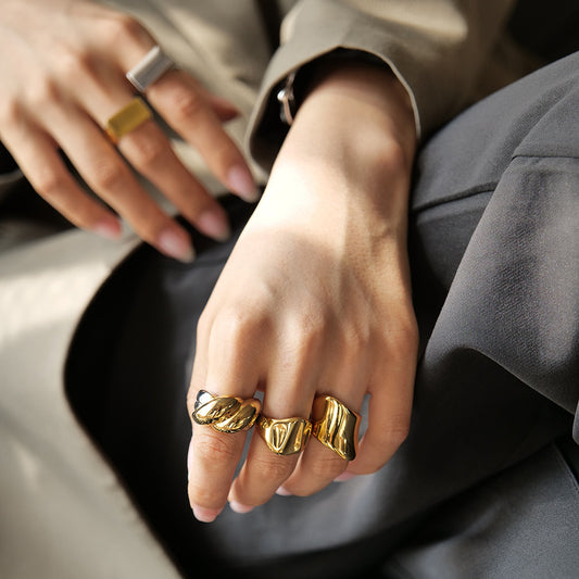 Minimalist Geometric Hammered Stainless Steel Ring with 18K Gold Plating for Women