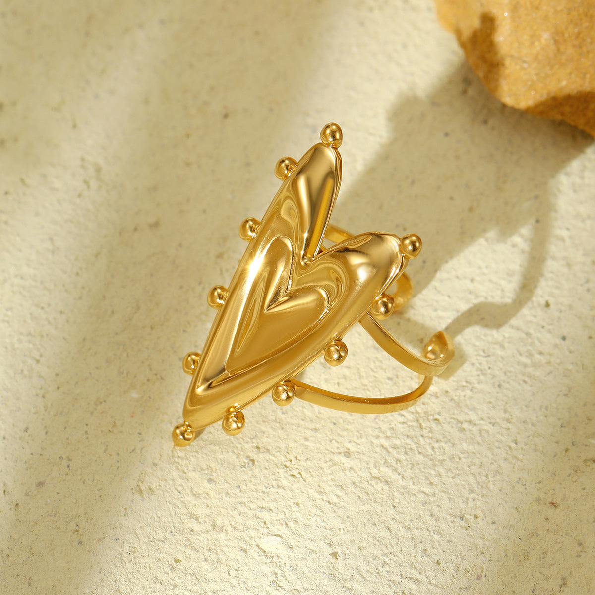 Anillo de acero de titanio chapado en forma de corazón estilo retro francés para mujer, banda de lujo minimalista de moda