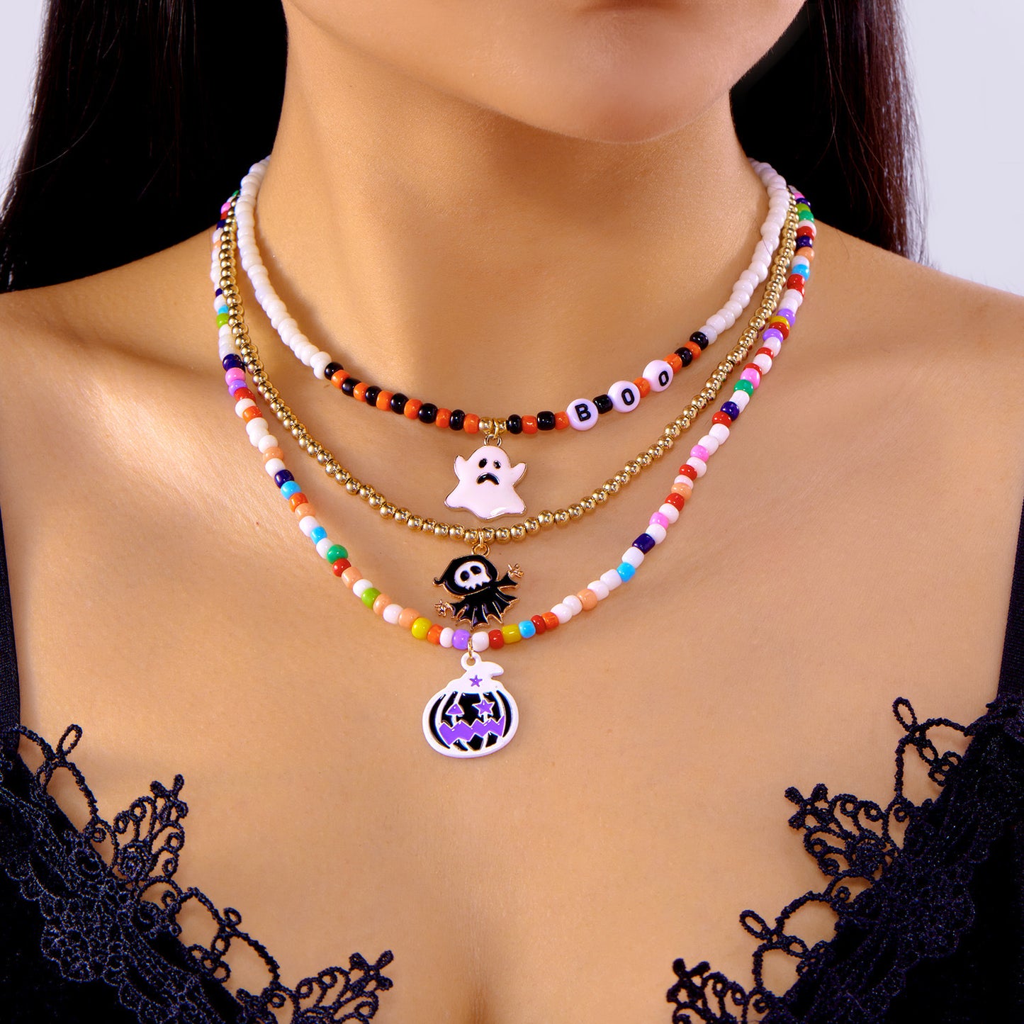 Collar Gargantilla Fantasma y Calabaza de Halloween con Colgante de Aleación, Cuentas de Arroz de Colores Multicapa, Estilo Bohemio Artesanal