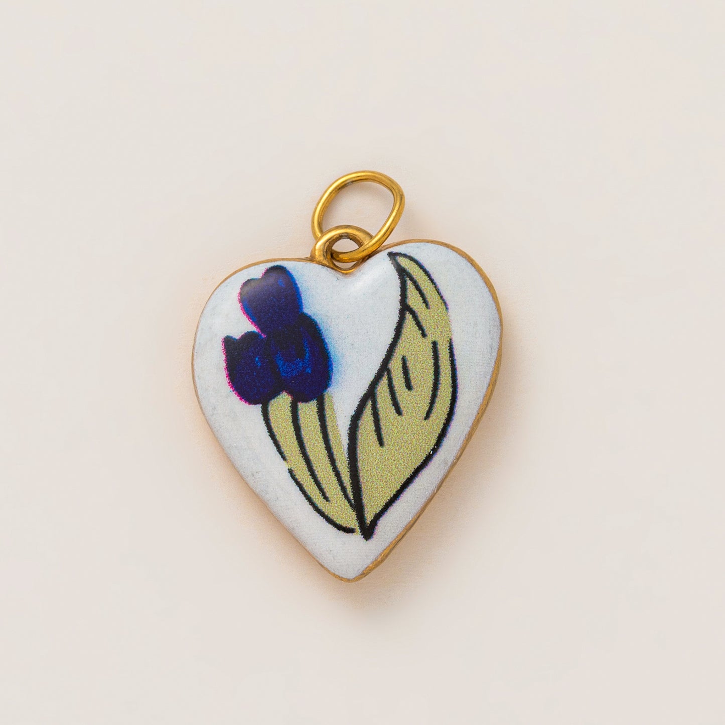 Vintage Heart Floral Stainless Steel PVD Gold Plated Pendant Charm Bar for Women