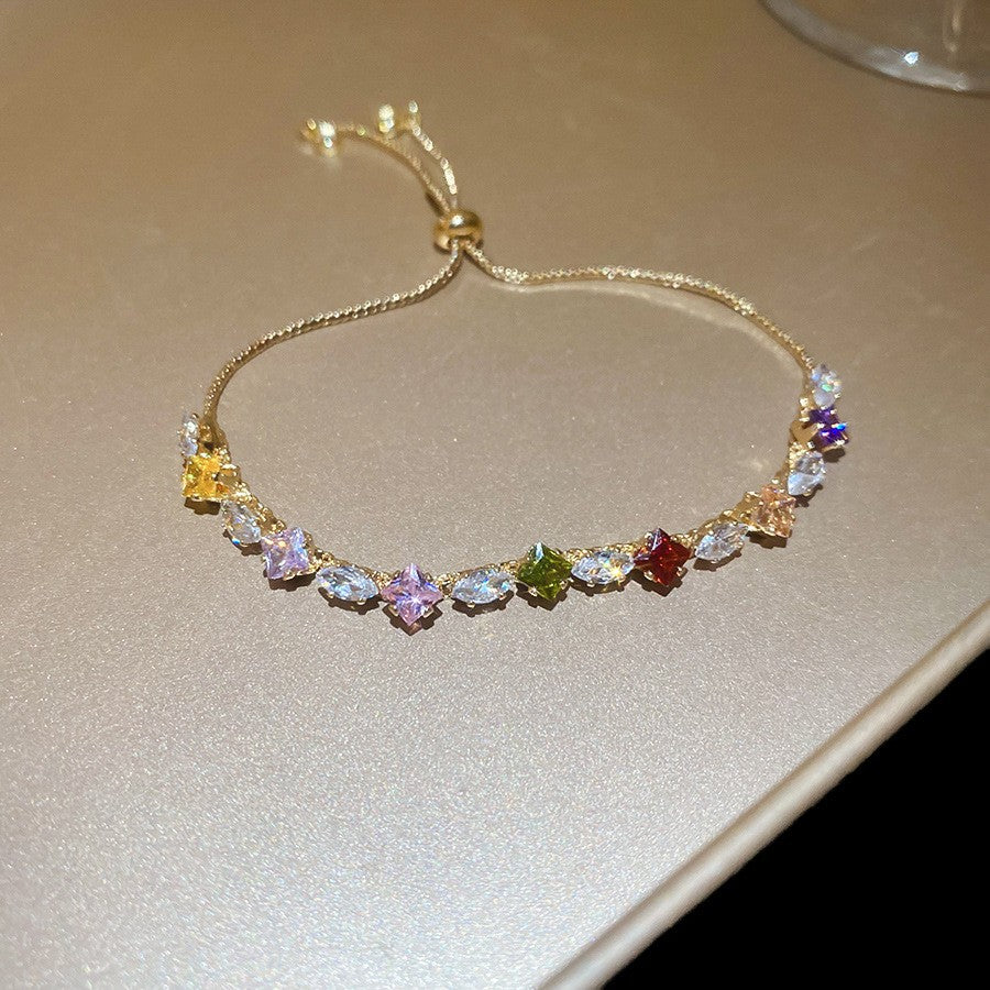 Elegant Heart-Shaped Gold-Plated Zirconia Bracelet for Women with Delicate Luxury Aesthetic