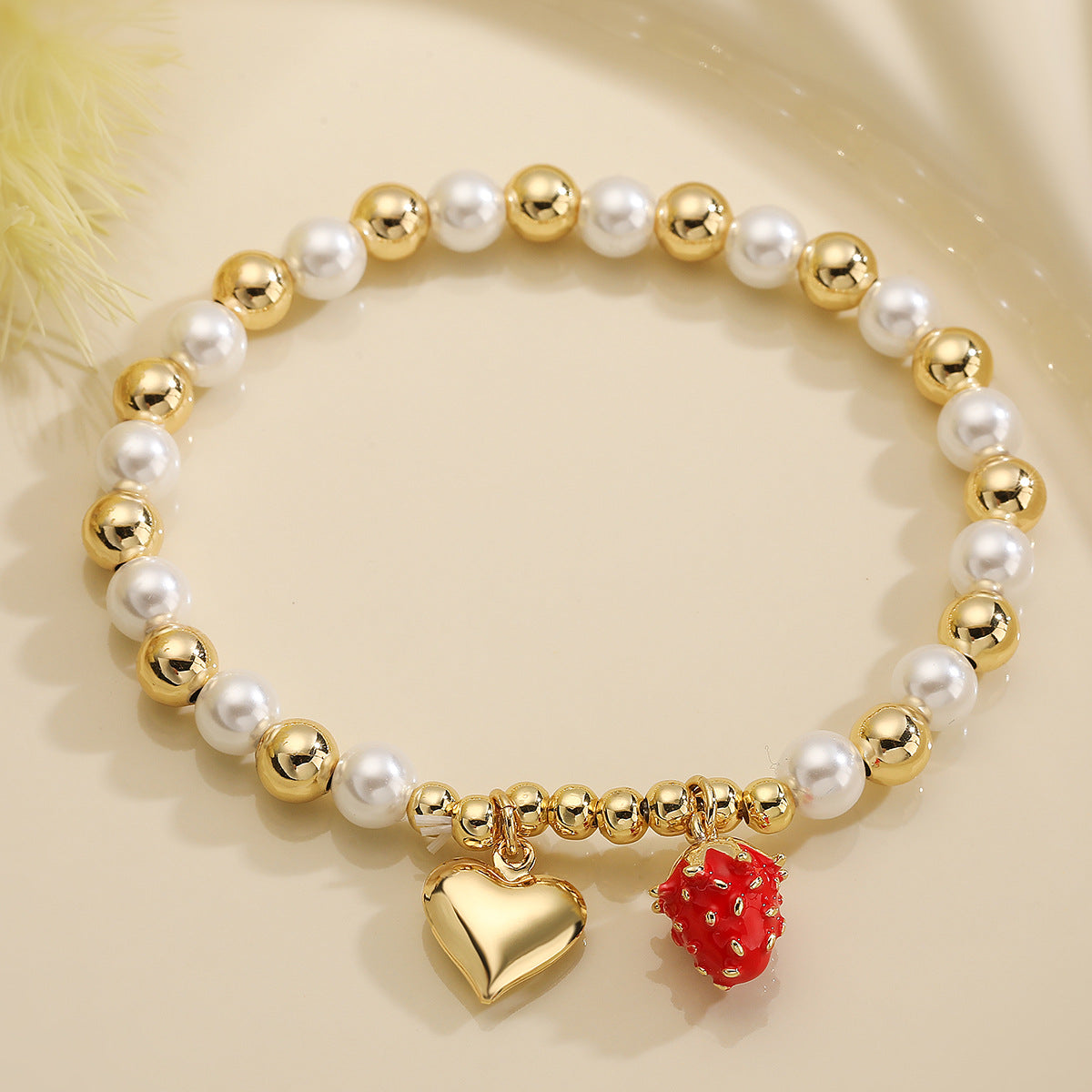 Fashion-Commuter Cherry and Heart-Shaped Pearl Beaded Bracelet for Women with Gold Plating on Copper