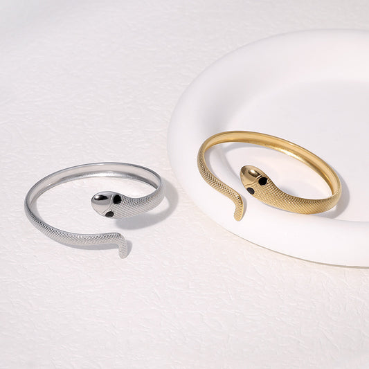 Elegante pulsera de serpiente de acero inoxidable de lujo con baño de oro para mujer, hipoalergénica y resistente a la decoloración