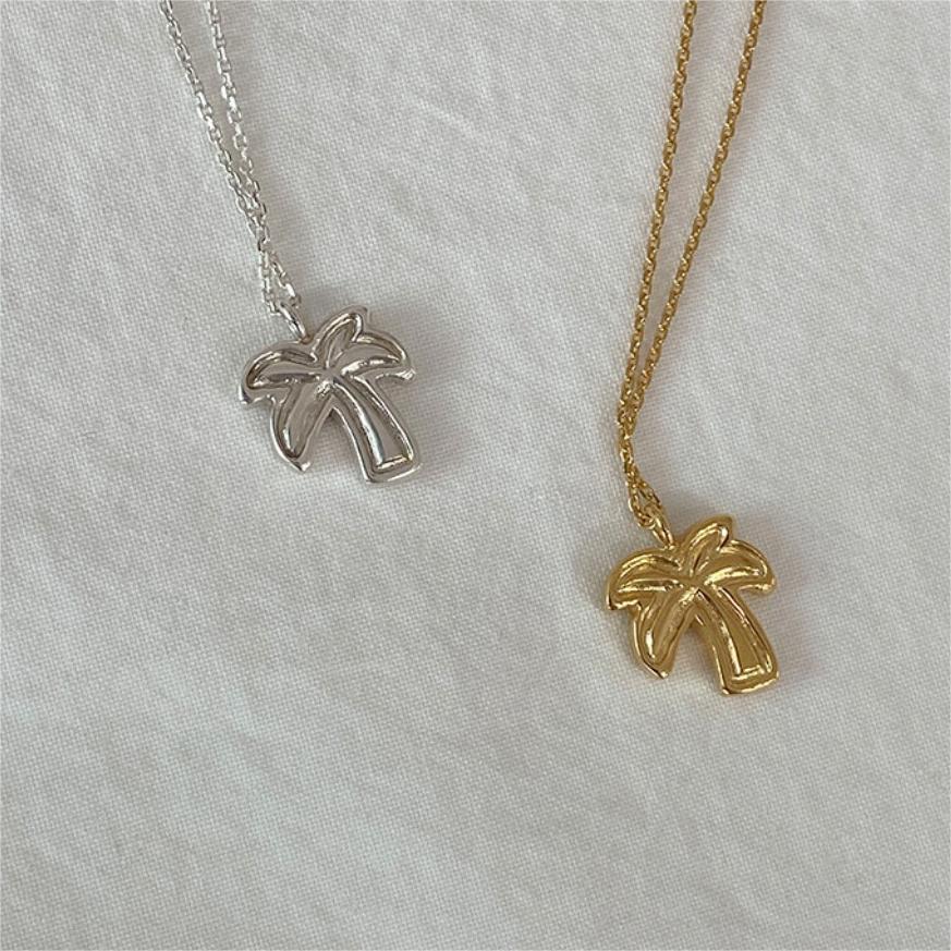 Collana pendente minimalista irregolare a forma di albero di cocco in argento sterling 925 con finitura lucida
