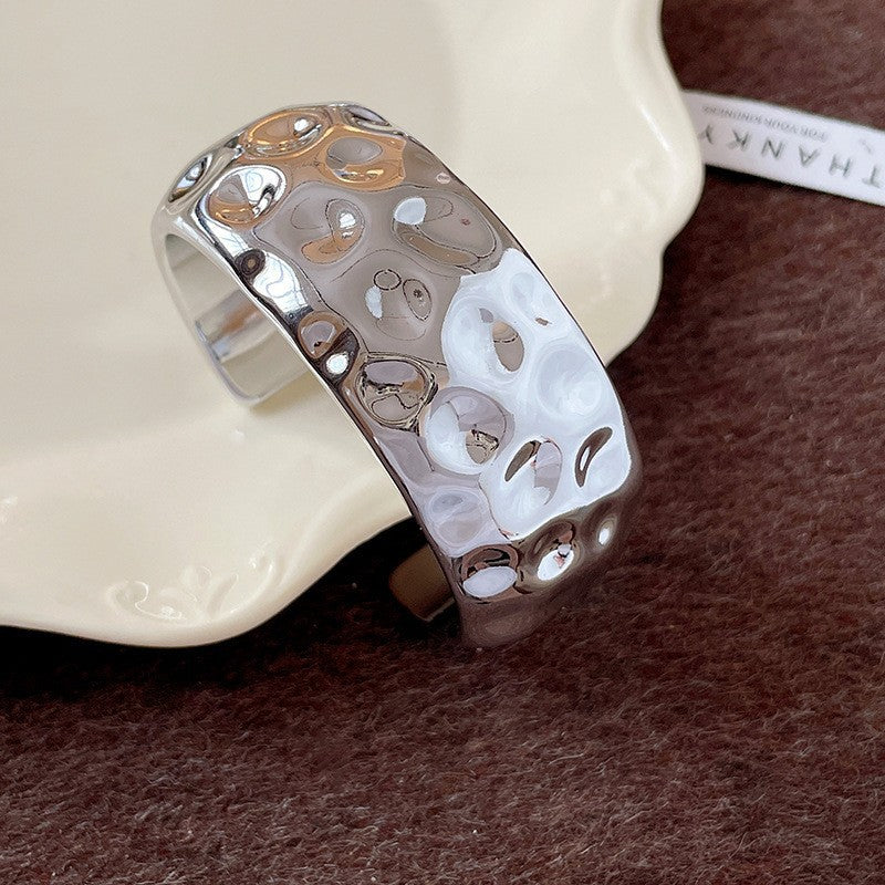 Bracciale in acrilico aperto a onda, design geometrico ovale, stile minimalista esagerato, alla moda, leggero, lussuoso, gioiello da mano