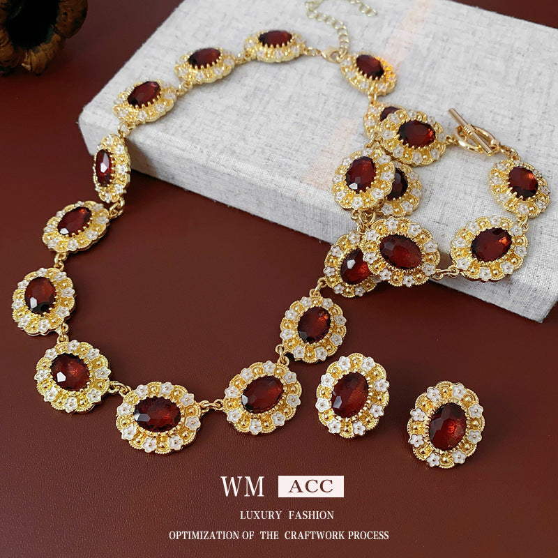Set collana pendente ovale floreale vintage con orecchini e bracciale per donna, gioielli placcati in lega