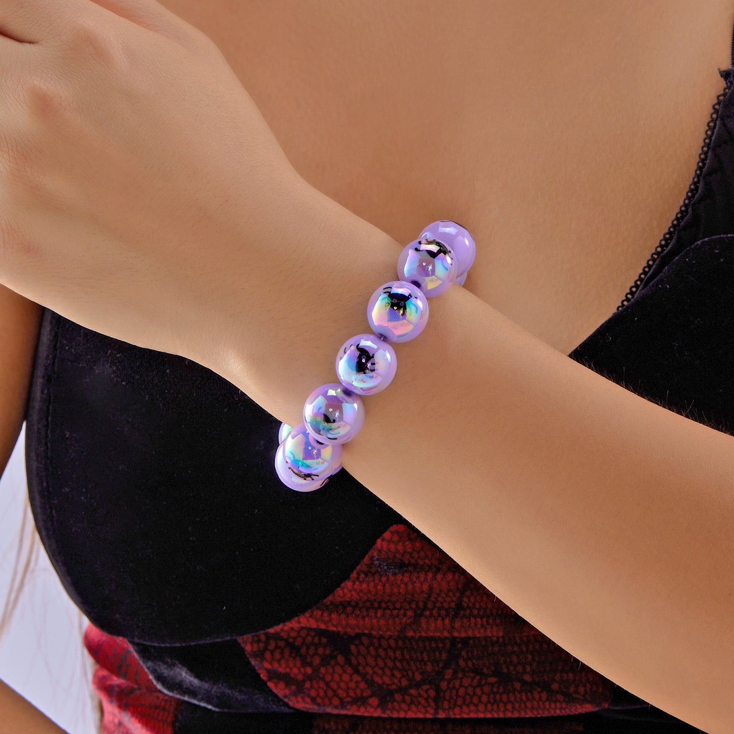 Pulsera de calabaza y fantasma de dibujos animados góticos oscuros para mujeres y hombres con cuentas de resina y diseño impreso