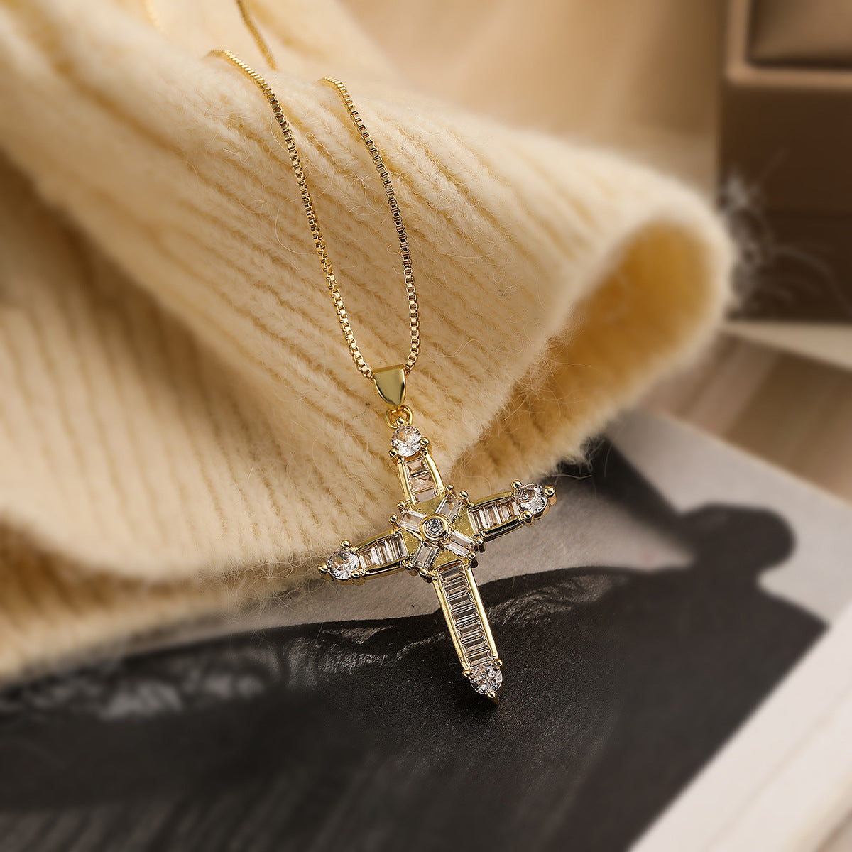 Minimalist Cross Pendant Necklace for Women in Copper with 18K Gold Plating and Zircon Inlay