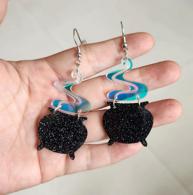 Orecchini da donna da bar a forma di strega con glitter neri di Halloween, in acrilico arcobaleno, con forma geometrica e stile scuro