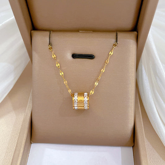 Collana minimalista con pendente geometrico in zircone in acciaio al titanio per uomo e donna, stile locket, catena clavicola