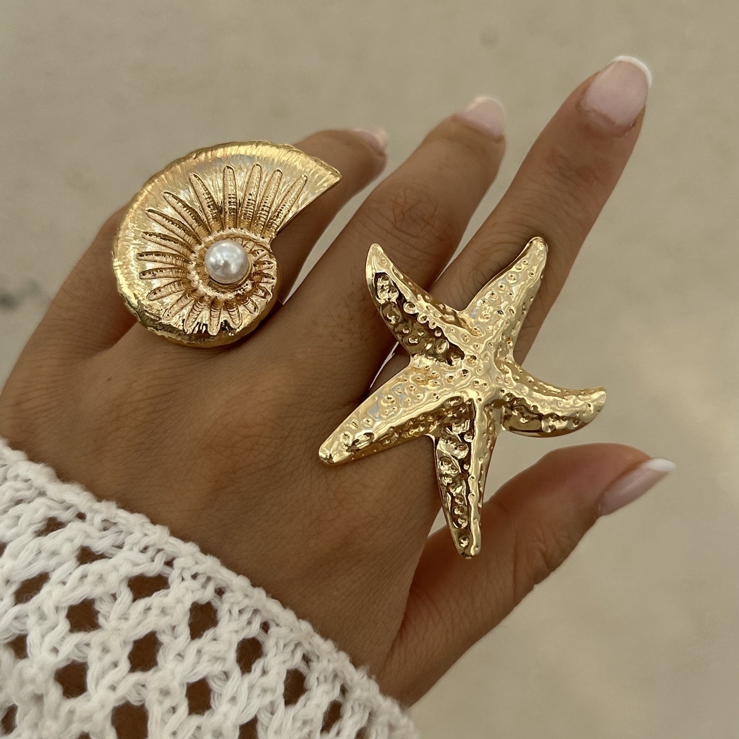 Anello in Lega a Stella Geometrica con Perla Finta