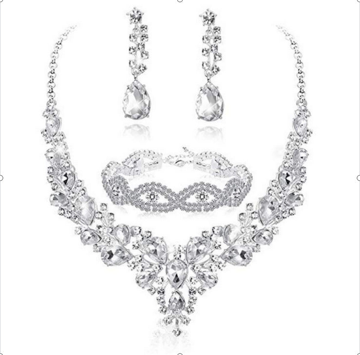 Minimalist Heart Drop Bell Pendant Necklace Set with Rhinestone Accents in Alloy, Includes Matching Earrings and Bracelet