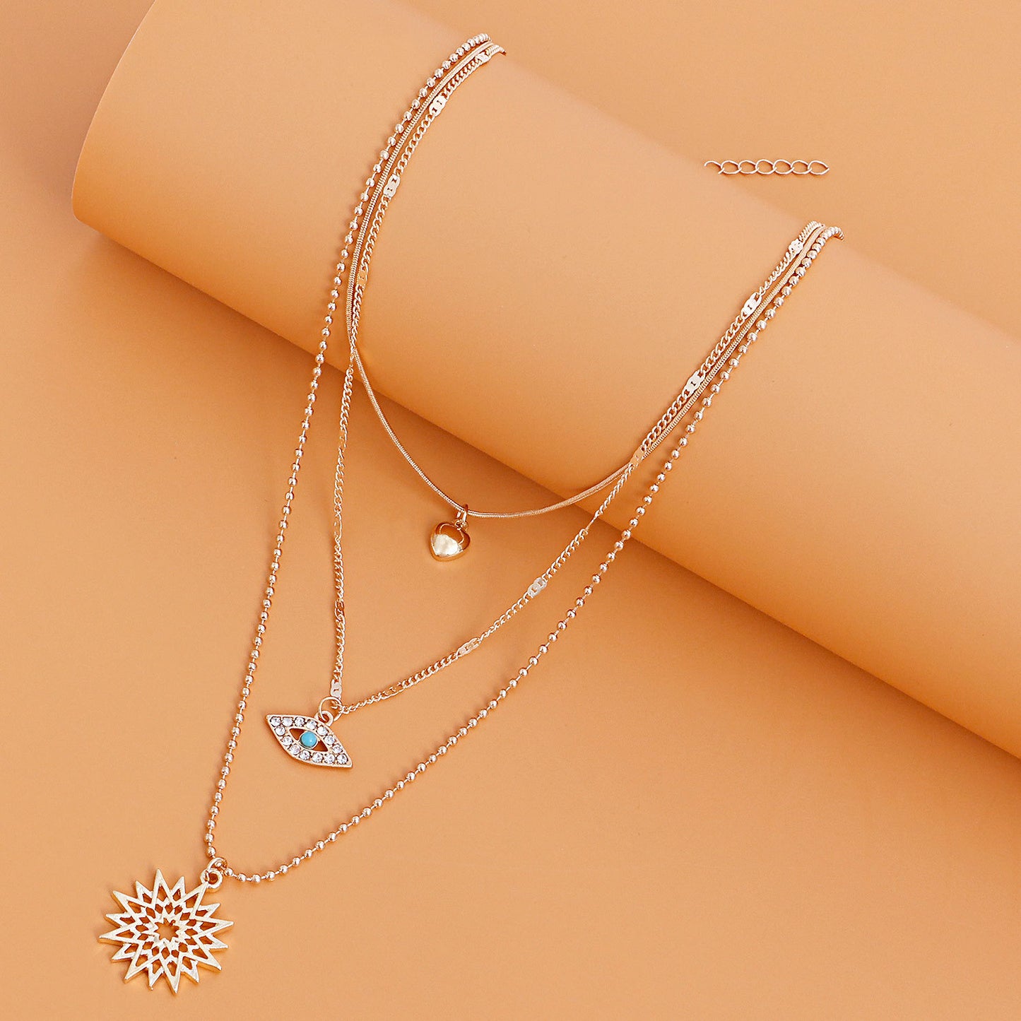 Vintage Minimalist Multi-Layer Beaded Snake Chain Necklace with Rhinestone-Embellished Evil Eye and Heart Pendant for Women