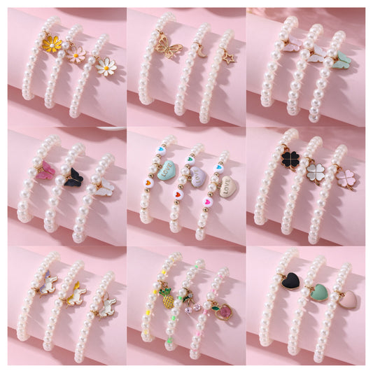 Set di Braccialetti Carini per Bambini con Ciondoli a Forma di Farfalla di Perla, Margherita, Cuore e Unicorno per Bambine dai 6 ai 10 Anni